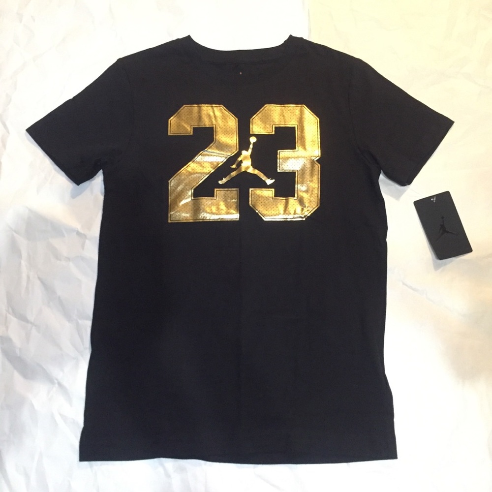 Jordan 23 tshirt BOYS M